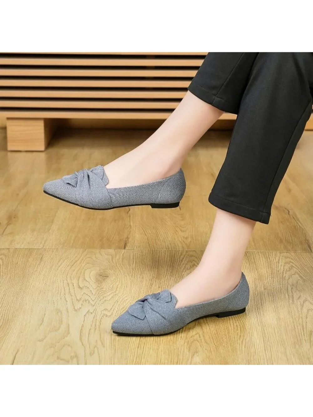 Women's Grey Pointed Toe Ballet Flats with Bow Comfortable Knit Dressy Shoes
